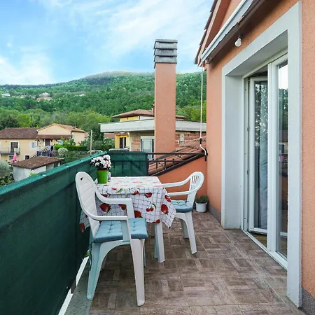 2 Bedroom Lovely In * Lovran